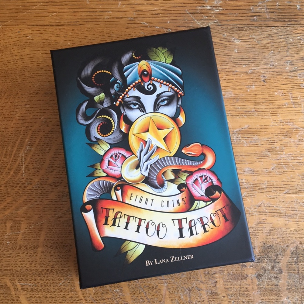 Gorgeous Tarot deck